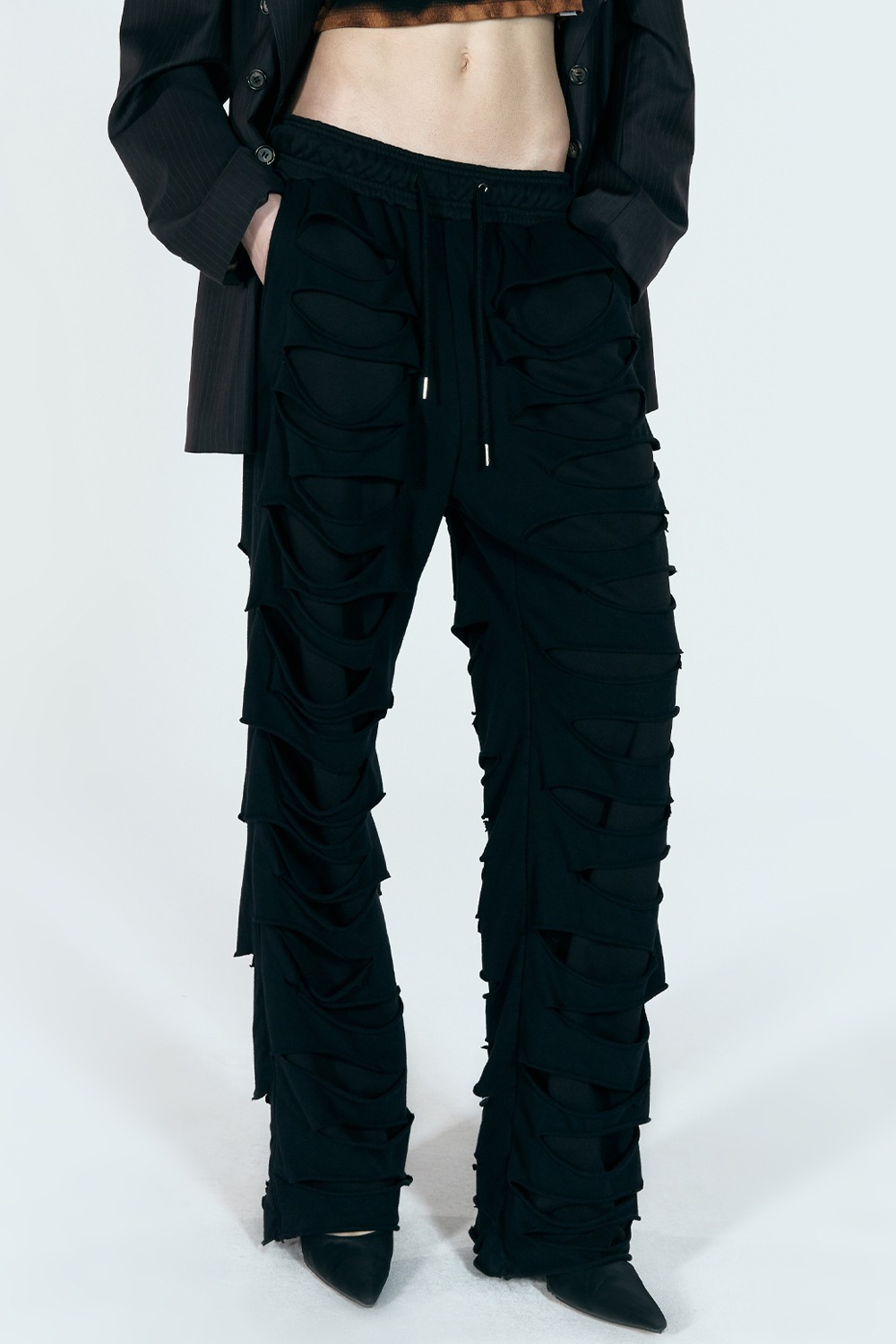 [Runway] Double Layered Cut-out Sweat pants
